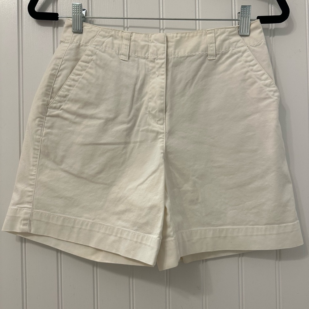 Talbots petites white shorts, size 2